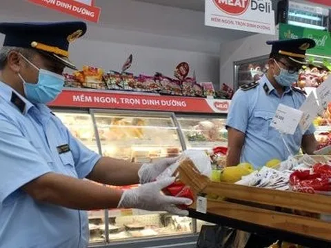 Hà Nội: Đẩy mạnh chống buôn lậu, gian lận thương mại dịp cuối năm