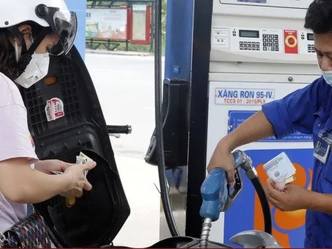 Tăng nguồn cung xăng dầu phục vụ thị trường