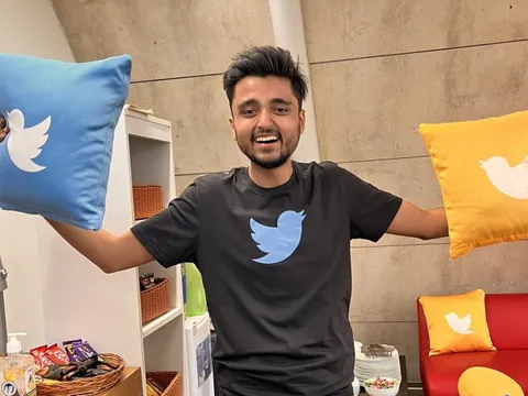 Nhân viên Twitter gây bão mạng vì tweet: ‘vừa bị sa thải’