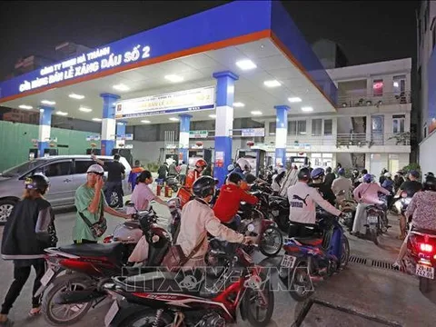 Tăng cường các biện pháp hỗ trợ bảo đảm nguồn cung ứng xăng dầu