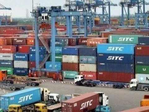 Việt Nam xuất siêu tới 9,4 tỷ USD trong 10 tháng