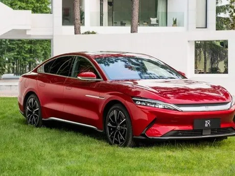 Người Trung Quốc được mua xe điện rẻ nhất thế giới, giá thấp hơn cả xe xăng