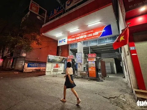 Buôn bán thua lỗ, cửa hàng xăng dầu xin ngừng bán hàng và trả lại giấy chứng nhận bán lẻ