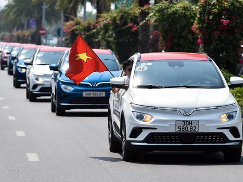 Toàn bộ VinFast VF e34 sẽ được cập nhật phần mềm và thay thế ắc-quy nếu cần