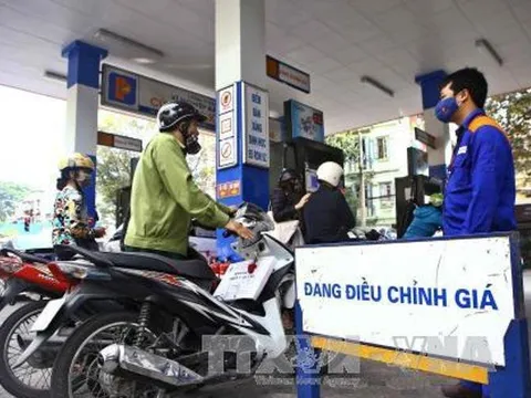 Bộ Công Thương phản bác tin đồn giá xăng có thể tăng lên 100.000 đồng/lít