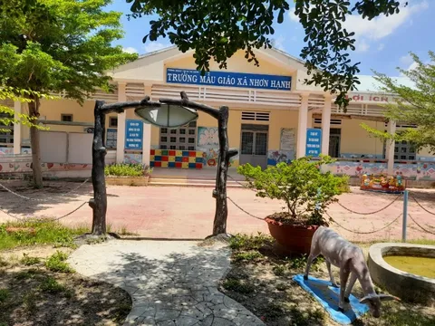 Trưởng phòng giáo dục chửi cô giáo tố cáo tiêu cực “đồ tâm thần”: Không thể chấp nhận!