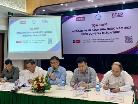 Cần đánh giá thận trọng các yếu tố ảnh hưởng tới thu ngân sách 2023