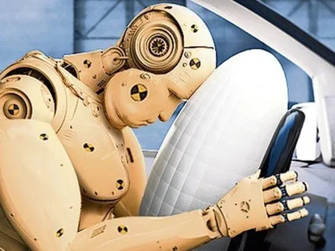 Tăng cân cho hình nộm thử nghiệm va chạm trên ô tô, mô phỏng người béo phì