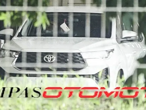 Toyota Innova 2023 lần đầu lộ diện trần trụi: Ngoại hình khó chê, chờ ngày về Việt Nam