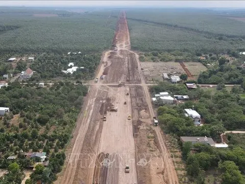 Thúc tiến độ hoàn thiện thủ tục đầu tư trạm dừng nghỉ trên cao tốc Bắc - Nam