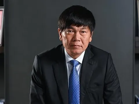 Ông Trần Đình Long không còn là tỷ phú đô la