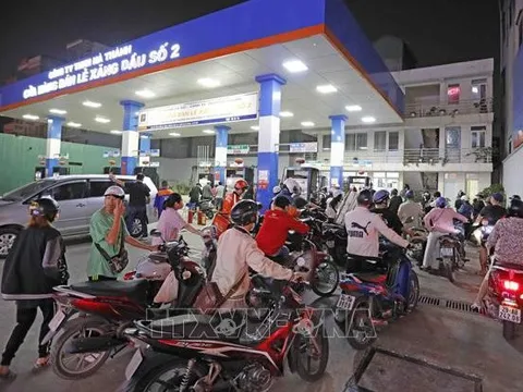 Hà Nội kiến nghị cho xe chở xăng dầu hoạt động 24/24 giờ trong 3 tháng