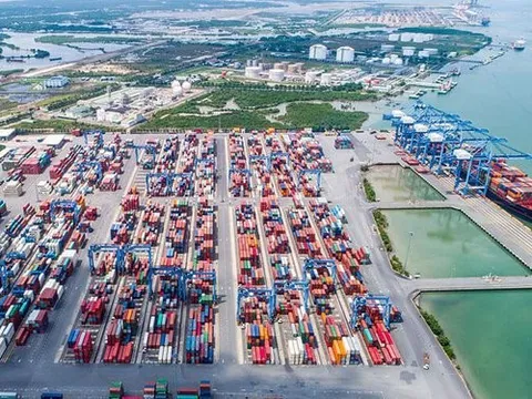 Những cảng biển nào của Việt Nam có thể đón tàu siêu trọng?