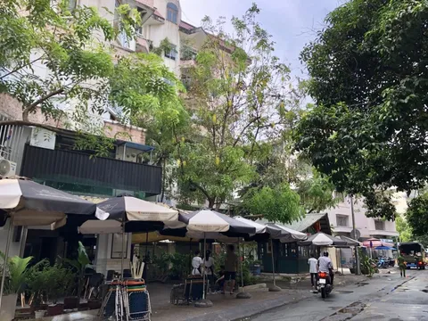 Nổ bình gas, một căn hộ tại chung cư Sư Vạn Hạnh bốc cháy