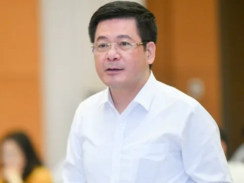 Nguyên nhân chính khiến cây xăng không bán, dân phải xếp hàng ngày đêm