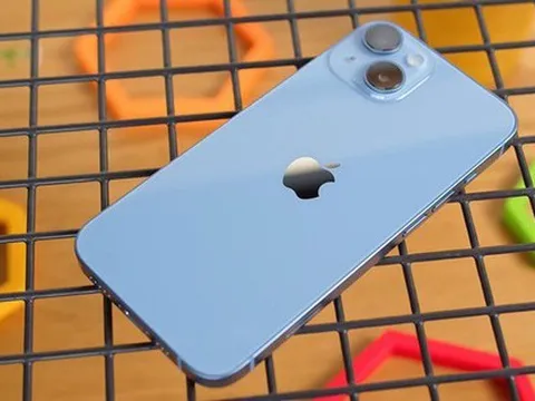 iPhone 14 lock chào bán với giá rẻ không tưởng