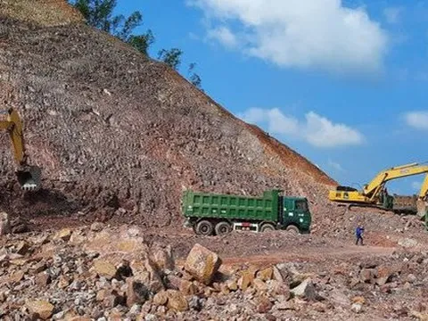 Bộ GTVT 'giục' 12 tỉnh bàn giao mặt bằng khởi công cao tốc Bắc-Nam giai đoạn 2