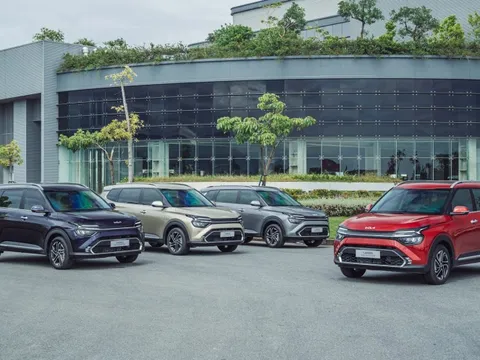 Giải mã ma trận 7 phiên bản Kia Carens: Hợp mọi nhu cầu, chênh cao nhất 240 triệu đồng