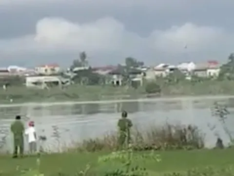 Huế: Phát hiện thi thể nam thanh niên trôi trên sông