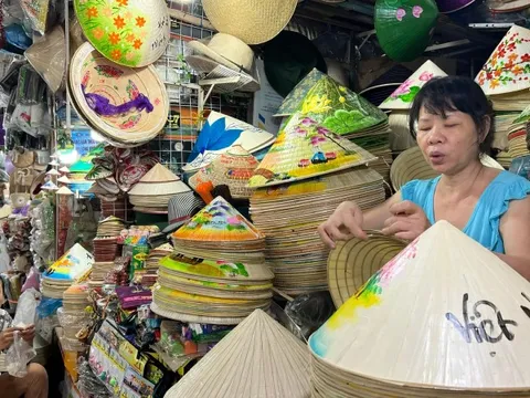 Cần mô hình Maypaperflower cho nón lá Huế