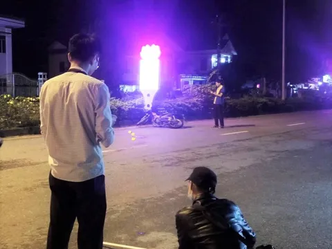 Lộ hành vi mờ ám của người đàn ông sau cú va xe máy vào người đi bộ