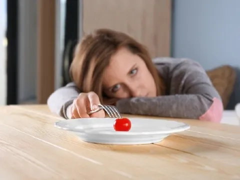 Mất cảm giác ngon miệng, có phải dấu hiệu cảnh báo ung thư?