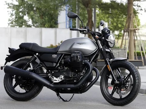 Moto Guzzi V7 khởi điểm từ 385 triệu đồng