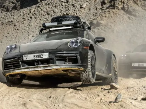 Porsche 911 Dakar với khả năng vượt địa hình sẽ ra mắt ngày 16/11