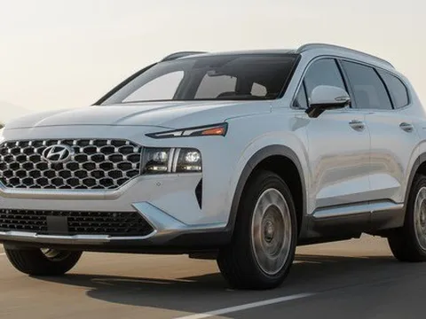 Hyundai lắp ráp Santa Fe Hybrid và Ioniq 5 tại Việt Nam: Kỳ vọng giá tốt để so kè Kia và VinFast
