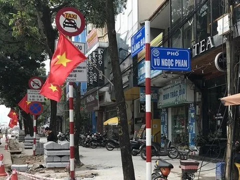 Lát đá, cải tạo vỉa hè Hà Nội: Làm lấy được