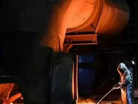 1/3 công ty thép Trung Quốc đứng trước nguy cơ phá sản, áp lực đè nặng các ông lớn ngành thép toàn cầu