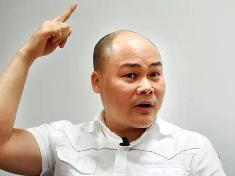 Fan Tesla trở thành triệu phú USD khi mua cổ phiếu của Elon Musk, vậy Bfans sẽ thu về được bao nhiêu nếu đầu tư cho CEO Nguyễn Tử Quảng?