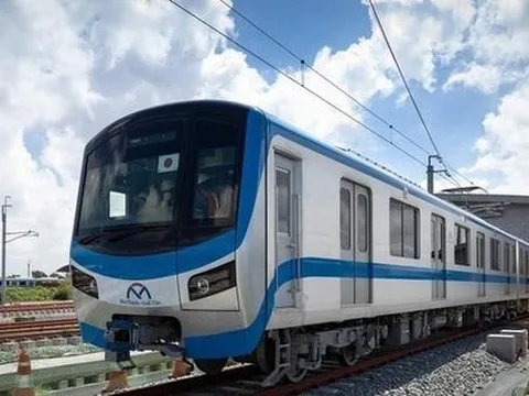 Công ty đường sắt TPHCM liên tục 'cầu cứu' vì phải... ngồi chơi