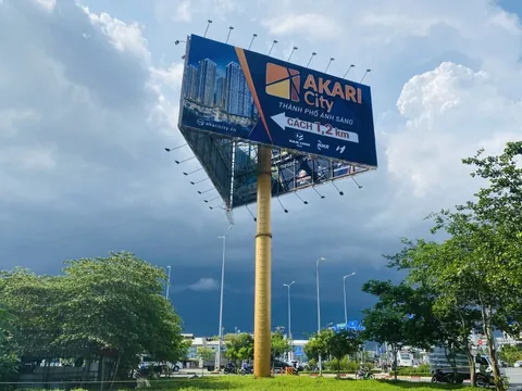 Sau điều tra của Báo Người Lao Động, nhiều vị trí quảng cáo đã có thay đổi