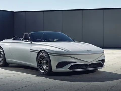 Hãng xe sang của Hyundai công bố concept mui trần với khoang lái khép kín