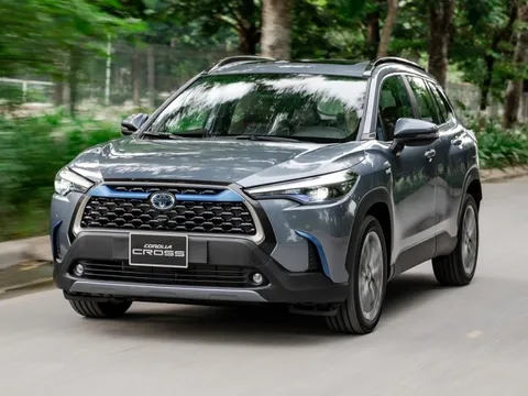 Muôn kiểu xe hybrid phổ thông tại Việt Nam: Santa Fe và Sorento tạo cuộc chơi mới