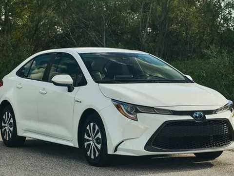 Top 10 ô tô đáng tin cậy nhất năm 2022