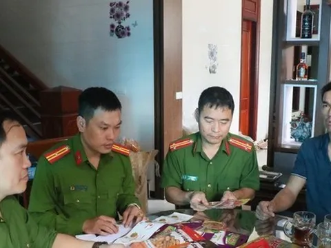 Thu hồi hơn 1 tấn bánh kẹo, bimbim tự dập hạn sử dụng