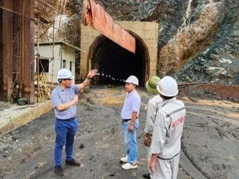 Làm rõ trách nhiệm 13 dự án trọng điểm về điện, than, dầu khí chậm tiến độ