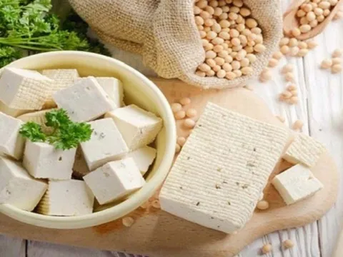 Những nhóm người này chớ ăn đậu phụ kẻo "ăn 1 hại 10"