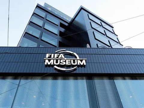 Hyundai mở bảo tàng World Cup, tiện quảng bá xe và cả... robot