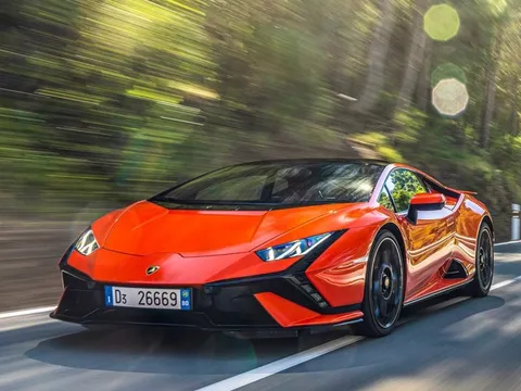 Khám phá những điểm thú vị trên Lamborghini Huracán Tecnica 2023
