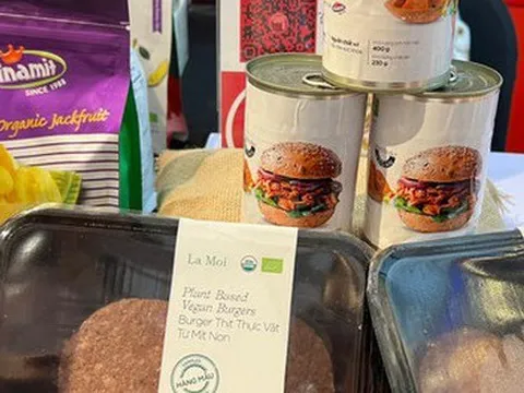 Chuyện chiếc zipper giúp Vinamit đưa nghìn tấn hoa quả sấy đến Thái Lan