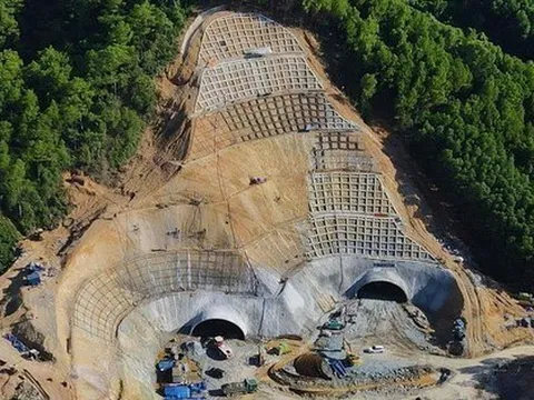 Tân Bộ trưởng GTVT yêu cầu 'trảm' 3 nhà thầu dự án cao tốc
