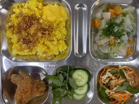 662 ca ngộ độc ở Trường iSchool Nha Trang: Rất nhiều vi khuẩn trong món cánh gà chiên