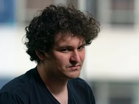 Tiết lộ động trời về FTX: Dùng tiền khách hàng mua nhà, thuê công ty vũ trụ ảo làm kiểm toán, duyệt chi ngân sách bằng biểu tượng cảm xúc qua tin nhắn chat