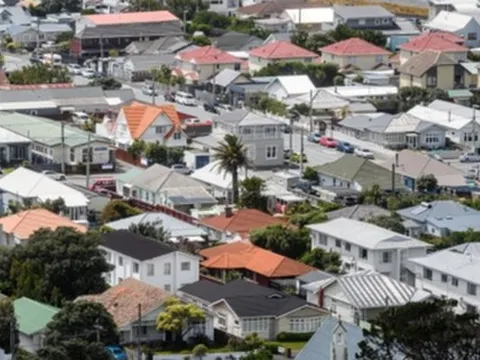 Rao bán nhà, hứa tặng cả ôtô mới để 'hâm nóng' thị trường ở New Zealand