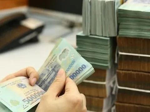 Từ 1/7/2023, đối tượng công chức, viên chức nào được tăng lương nhiều nhất?