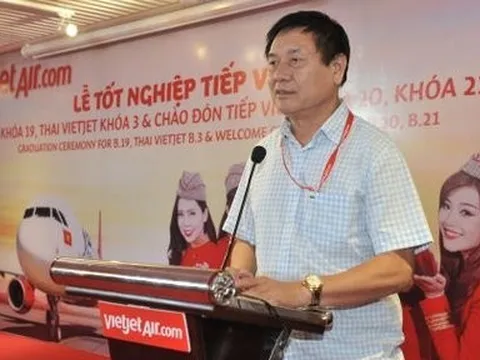 Phó Tổng Giám đốc Vietjet Air bán sạch cổ phiếu