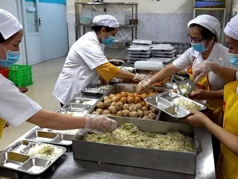 Kiểm soát để bữa ăn trường học an toàn